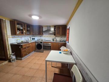 11-20939a0134ad724a8cb2a801094d15a4