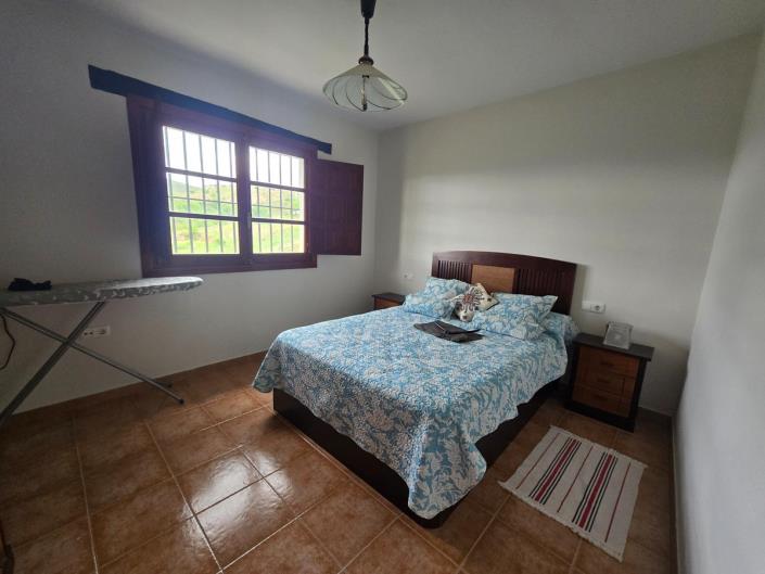 Image No.17-5 Bed Finca for sale