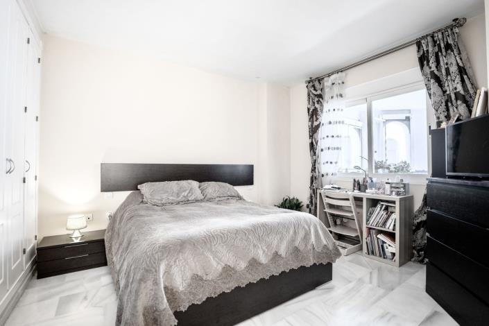 Image No.9-2 Bed Apartment for sale