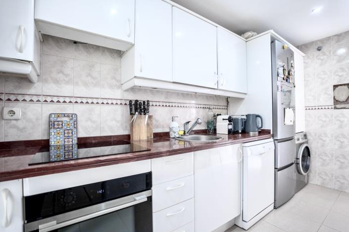 Image No.11-2 Bed Apartment for sale