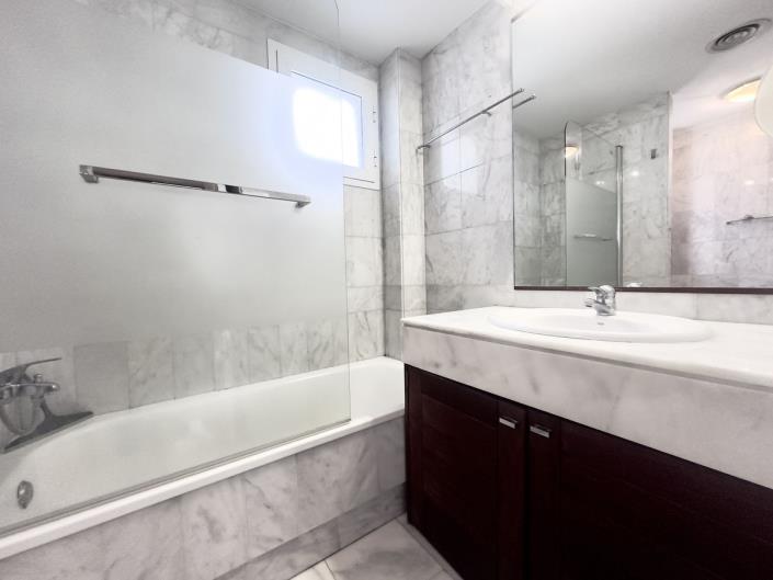 Image No.22-2 Bed Apartment for sale