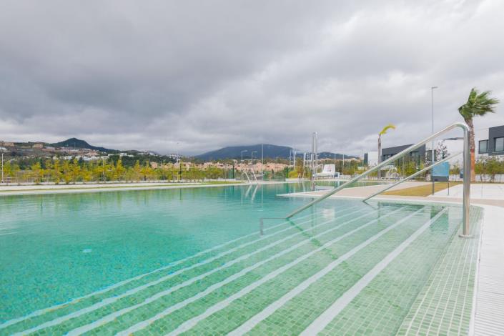 Image No.11-4 Bed Semi-Detached for sale