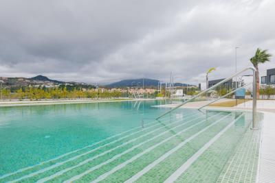 11-20939a0134ad724a8cb2a801094d15a4