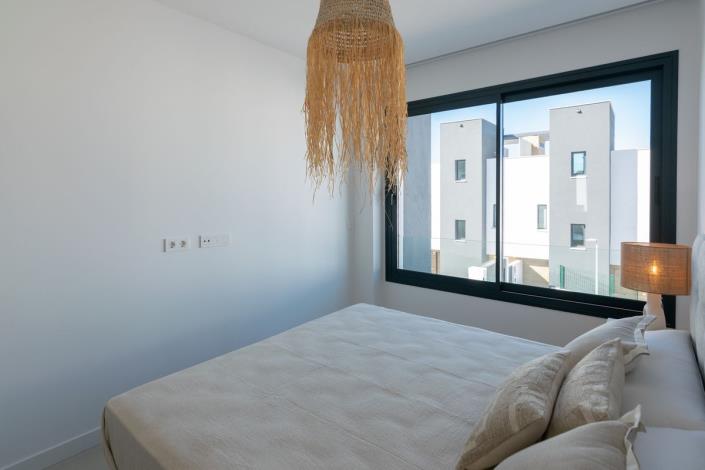 Image No.34-4 Bed Semi-Detached for sale