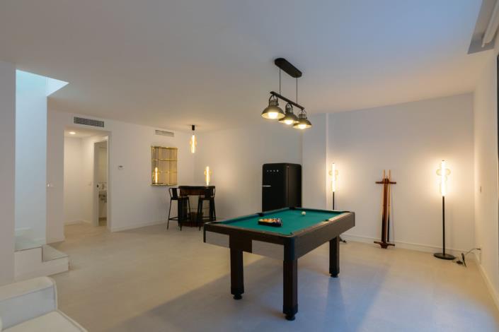 Image No.48-4 Bed Semi-Detached for sale