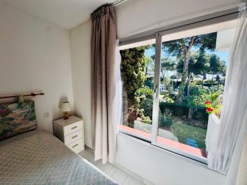 13-5fd73dea700db77384c091ca9818b1a9