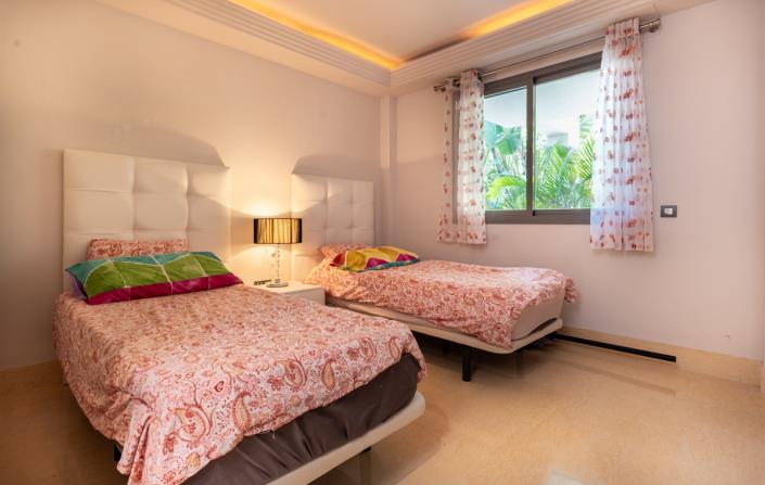 Image No.18-3 Bed Apartment for sale