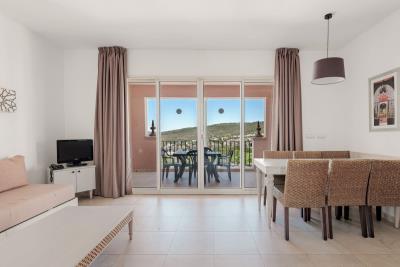 3-e898b2bb2a2fdfd06d2c39894dce8316