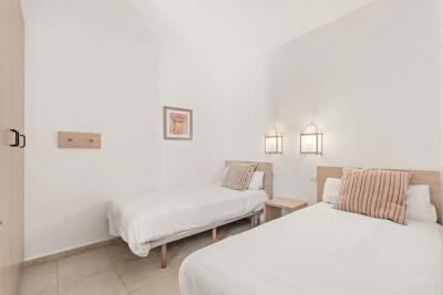 11-20939a0134ad724a8cb2a801094d15a4