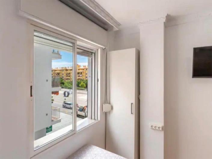 Image No.12-3 Bed Apartment for sale