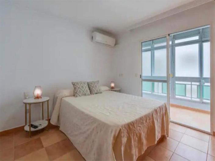 Image No.13-3 Bed Apartment for sale