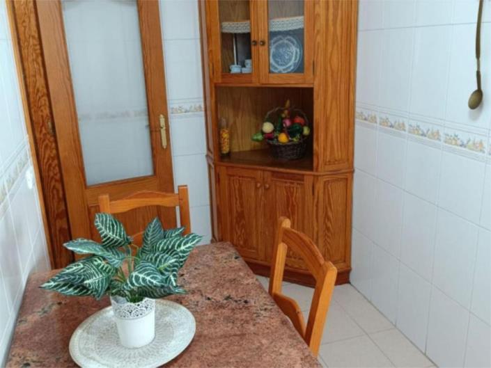 Image No.6-3 Bed Apartment for sale