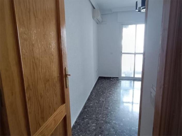 Image No.11-3 Bed Apartment for sale