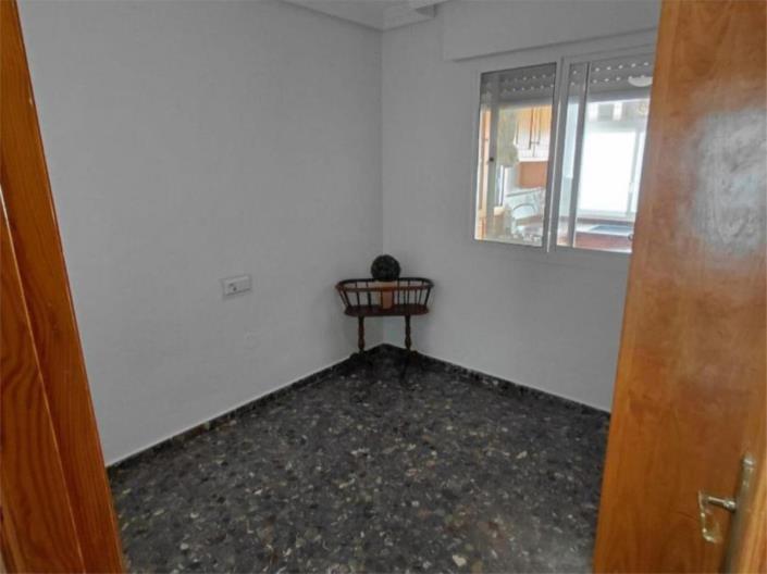 Image No.15-3 Bed Apartment for sale