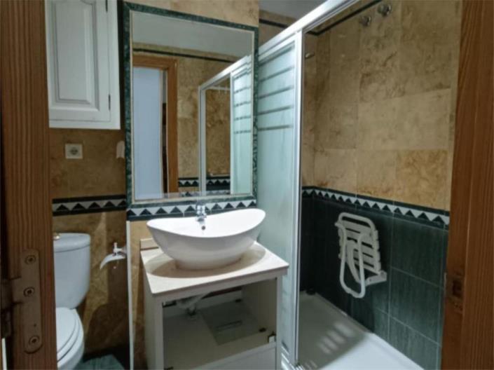 Image No.18-3 Bed Apartment for sale