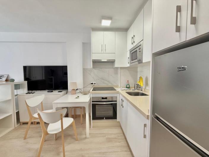 Image No.4-Studio for sale