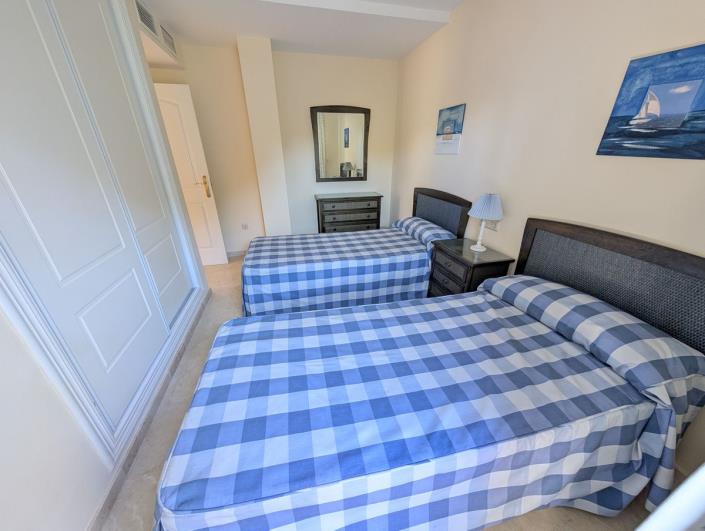 Image No.20-3 Bed Apartment for sale