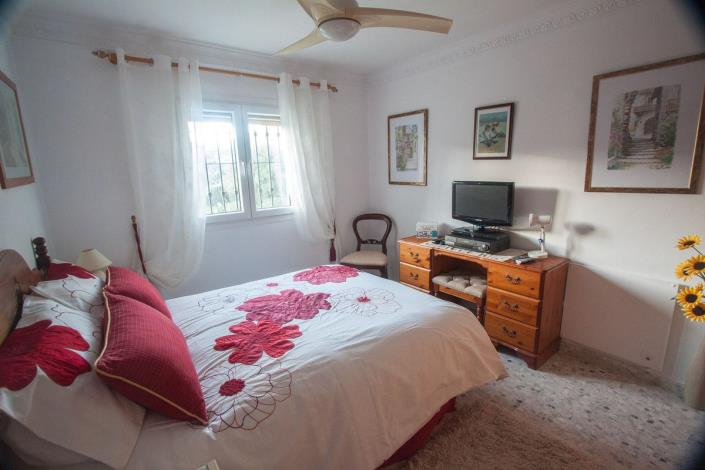 Image No.18-4 Bed Finca for sale