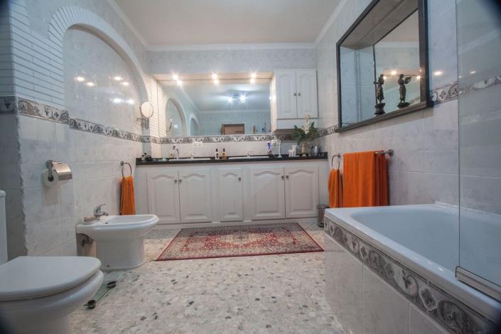 Image No.24-4 Bed Finca for sale