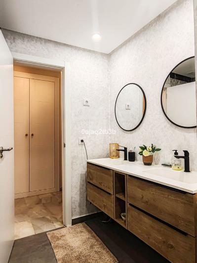 Image No.41-2 Bed Apartment for sale