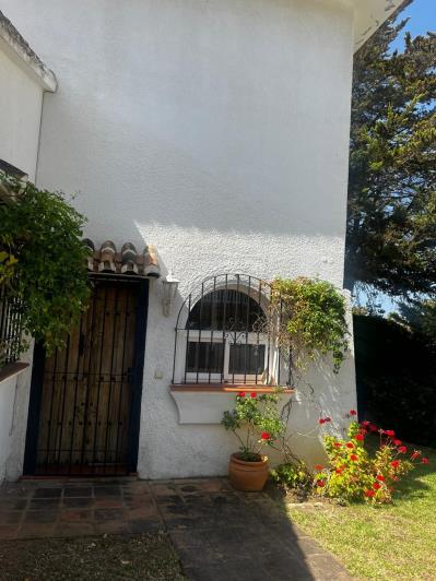 Image No.32-4 Bed Villa for sale