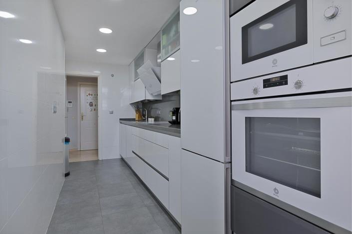 Image No.9-2 Bed Apartment for sale