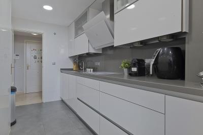 10-bb915d1cb19341576dcdc994b81ab9c5