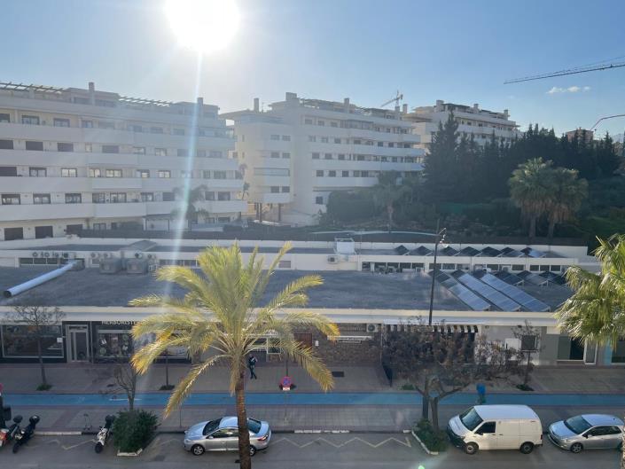 Image No.20-2 Bed Apartment for sale