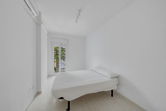 Image No.15-3 Bed Apartment for sale