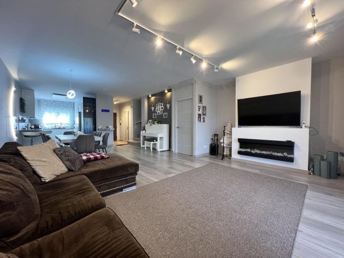 Image No.3-Maison de ville de 3 chambres à vendre à Estepona