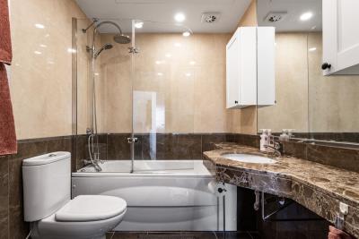 10-bb915d1cb19341576dcdc994b81ab9c5