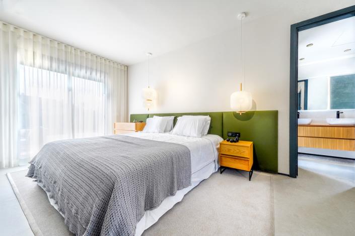 Image No.6-Villa de 5 chambres à vendre à Nueva Andalucia