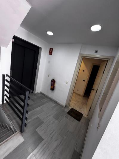 Image No.12-3 Bed Apartment for sale