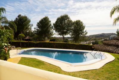 11-20939a0134ad724a8cb2a801094d15a4