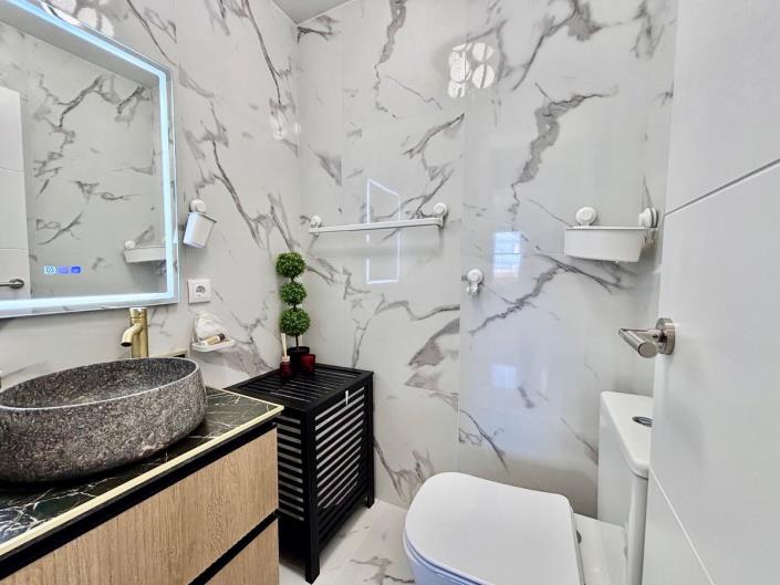 Image No.5-2 Bed Penthouse for sale