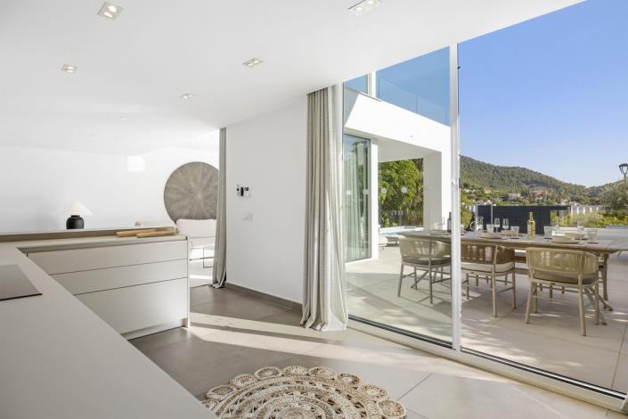 Image No.16-3 Bed Villa / Detached for sale