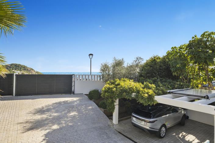 Image No.41-3 Bed Villa / Detached for sale