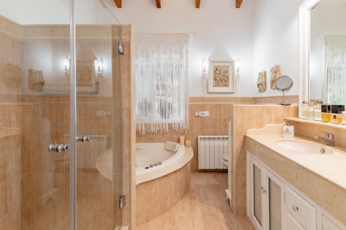 Image No.23-4 Bed Villa for sale