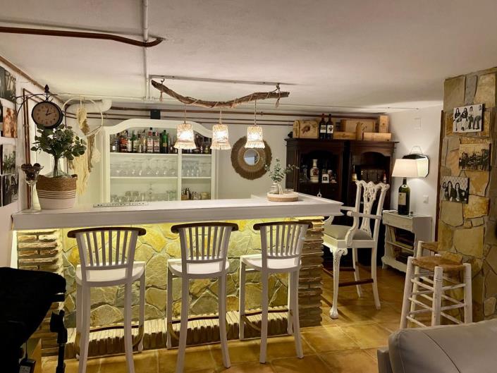 Image No.51-4 Bed Villa for sale