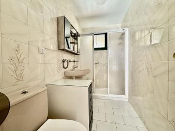 12-53013098fcab6c38b1379cd33298e050