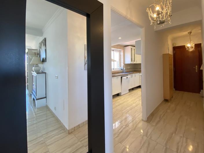 Image No.4-4 Bed Apartment for sale