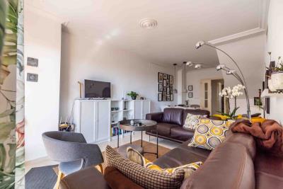 11-20939a0134ad724a8cb2a801094d15a4