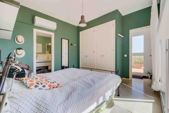 Image No.18-3 Bed Penthouse for sale