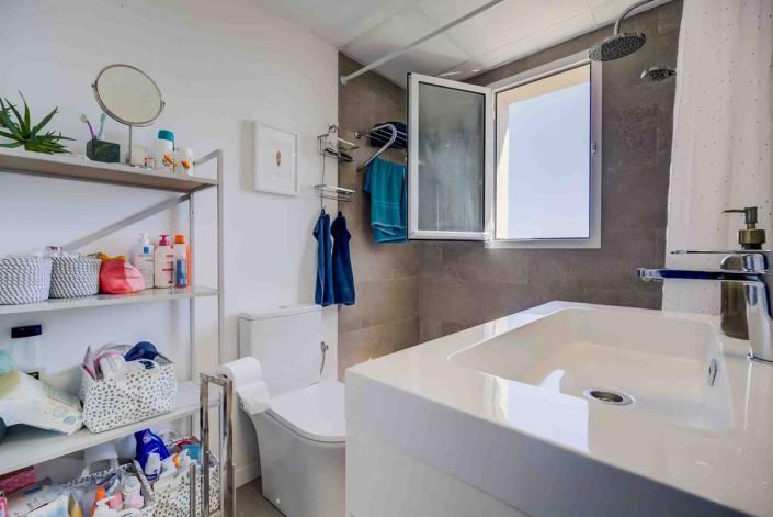 Image No.31-3 Bed Penthouse for sale