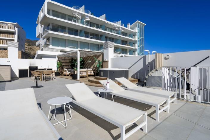 Image No.25-2 Bed Penthouse for sale