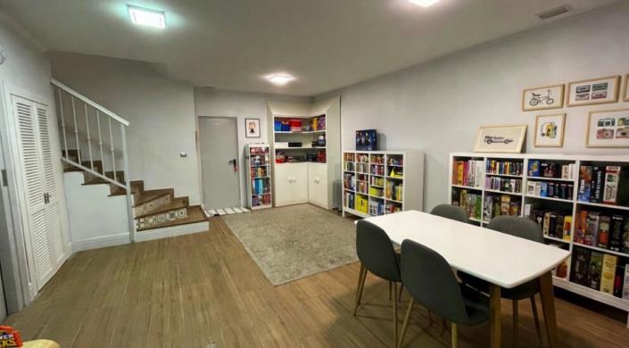 Image No.6-4 Bed Townhouse for sale