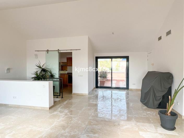 Image No.5-Penthouse de 2 chambres à vendre à Calahonda