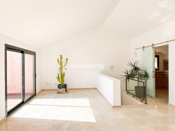 Image No.11-Penthouse de 2 chambres à vendre à Calahonda