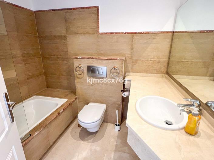 Image No.26-Penthouse de 2 chambres à vendre à Calahonda