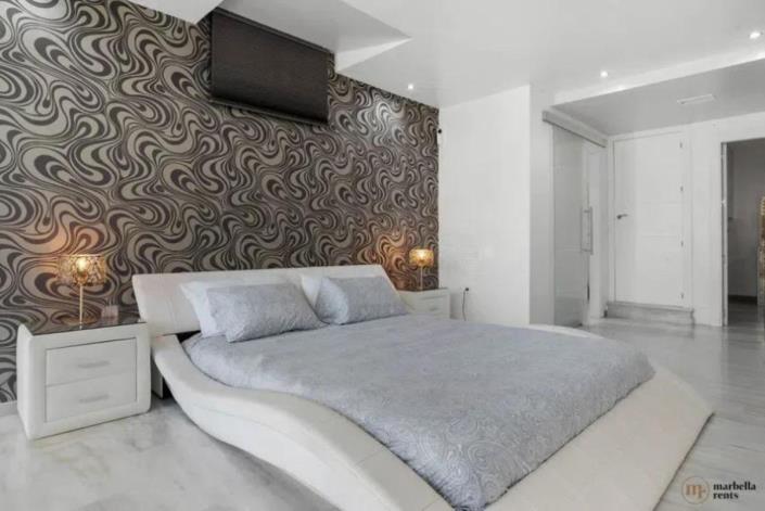 Image No.9-6 Bed Semi-Detached for sale